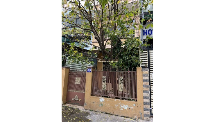 Bán nhà 2 tầng hẻm Biệt Thự Nha Trang, 12 tỷ sở hữu hẻm khu phố Tây Nha Trang